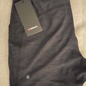 Men’s medium lululemon running short